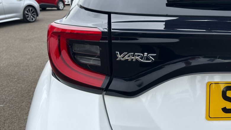 Toyota Yaris 1.5 Hybrid Excel 5dr CVT Hybrid Hatchback